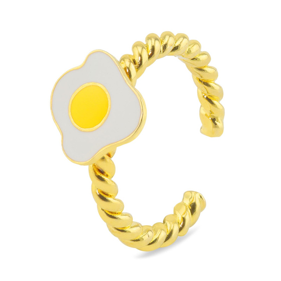 Auf dem Bild zu sehen ist ein Damen Ring mit Ei Spiegelei aus Messing Gold plattiert mit Emaille handbemalt