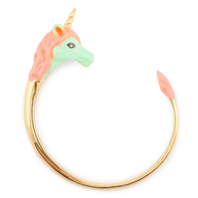 Auf dem Bild zu sehen sind Damen Armbänder Einhorn Kopf...
