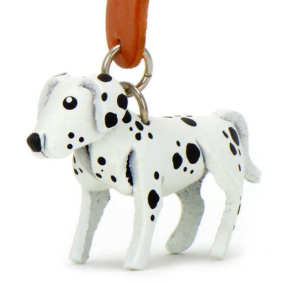 Auf dem Bild zu sehen ist ein Dalmatiner Hund aus Leder als Schlsselanhnger Figur