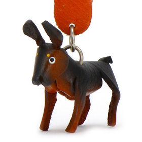 Auf dem Bild zu sehen ist ein Dobermann Hund aus Leder...