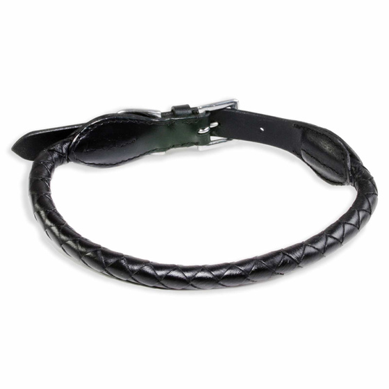Auf dem Bild ist ein Hundehalsband als Lederhalsband f�r Hunde aus echt Leder in schwarz - 10mm breit geflochten und verstellbar 27 bis 32cm in der Gr��e S-XS zu sehen