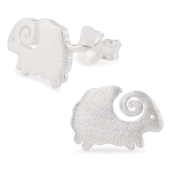 Auf dem Bild zu sehen sind Kinder Ohrringe Schaf Ohrstecker aus 925 Sterling Silver echt Silber Matt