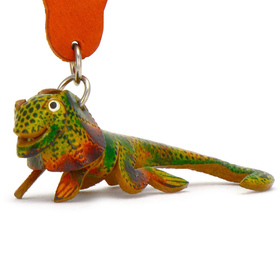 Auf dem Bild zu sehen ist eine Echse aus Leder als...