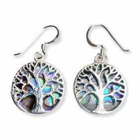 Auf dem Bild zu sehen sind Damen Ohrringe Lebensbaum...