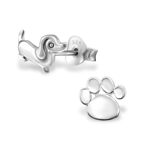 Auf dem Bild zu sehen sind Kinder Ohrringe Dackel mit Pfote Ohrstecker aus 925 Sterling Silver echt Silber