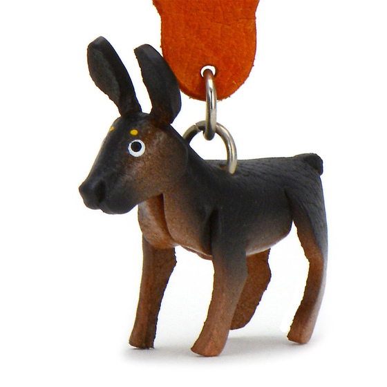 Auf dem Bild zu sehen ist ein Schferhund aus Leder als Schlsselanhnger Figur