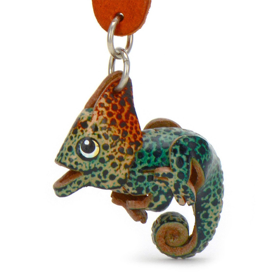 Auf dem Bild zu sehen ist ein s��es Cham�leon aus Leder als Schl�sselanh�nger Figur
